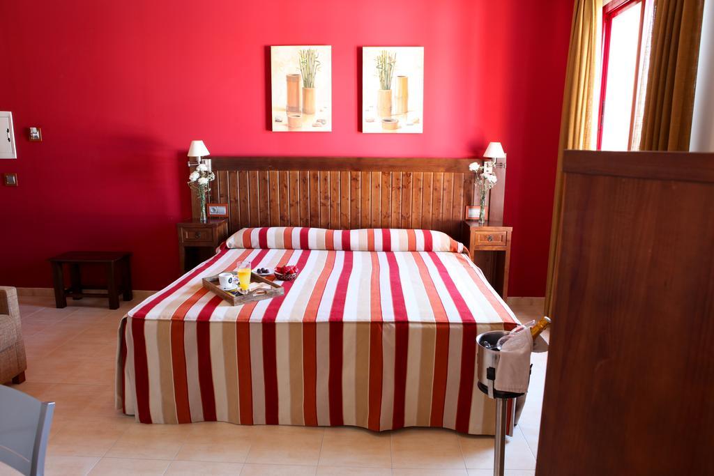 Hotel Rocio Villafranca de Cordoba Luaran gambar