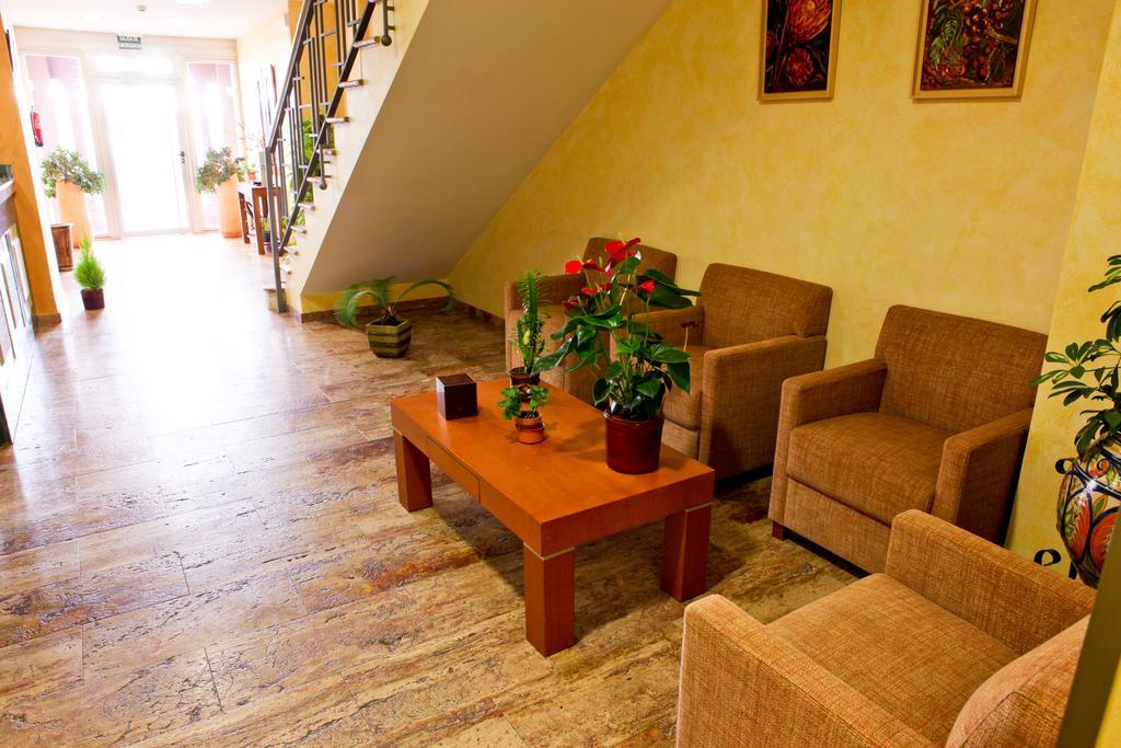 Hotel Rocio Villafranca de Cordoba Luaran gambar
