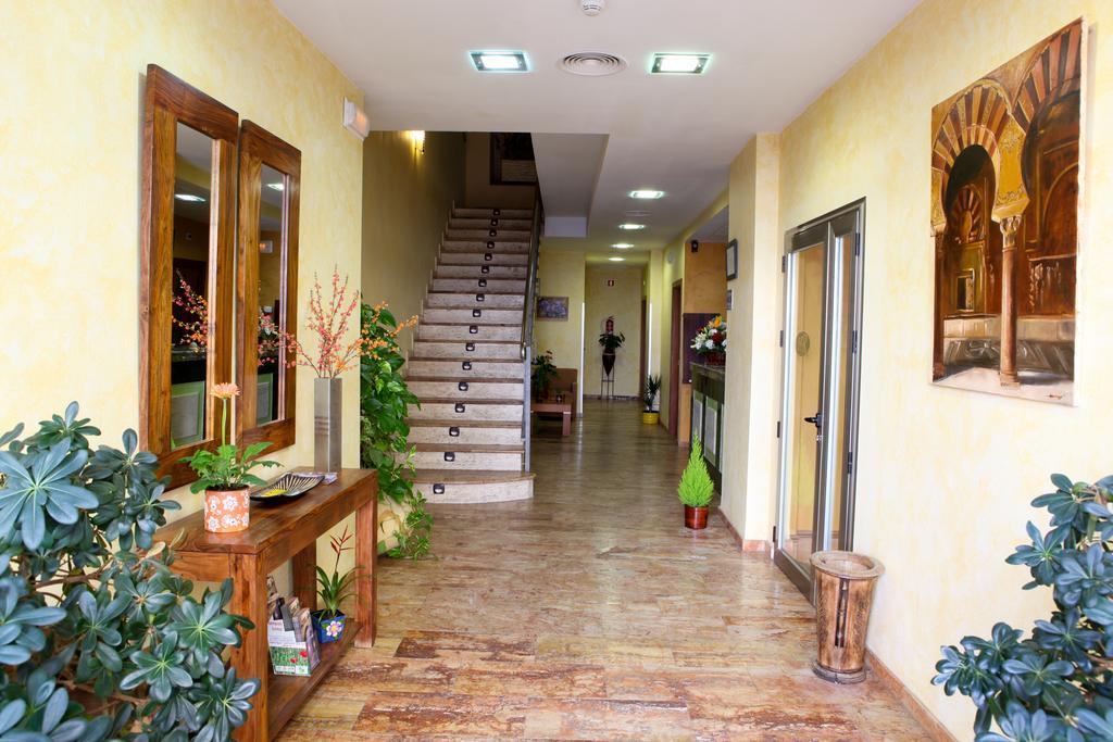 Hotel Rocio Villafranca de Cordoba Luaran gambar