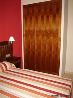 Hotel Rocio Villafranca de Cordoba Bilik gambar
